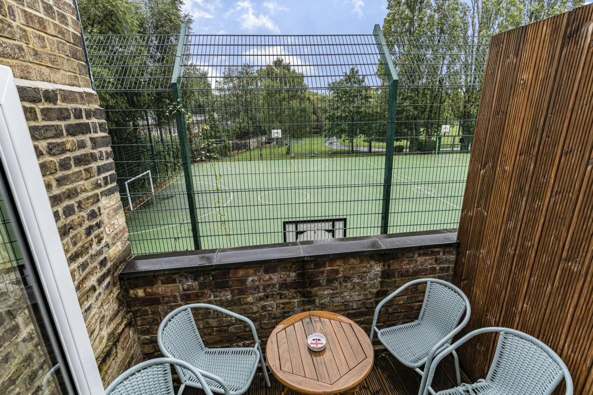 Appartamento Stylish Modern In Nw6 Londra